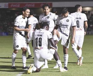 ¡PIRATAS VERACRUZ SIGUE EN LA PELEA POR LA LIGUILLA!