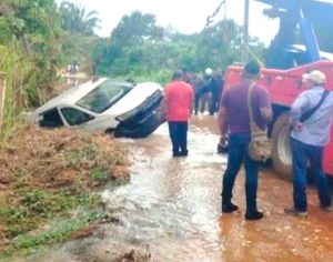¡VENDEDOR SE AHOGÓ POR LA INUNDACIÓN EN LAS CHOAPAS!