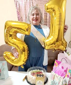 FESTEJA SU CUMPLEAÑOS ARISBE ECHEVARRÍA
