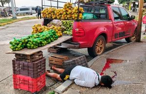 ¡ASESINAN A BALAZOS A VENDEDOR DE NARANJAS!