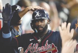 ¡APAGAN BRAVES A DODGERS E IGUALAN SERIE DIVISIONAL!
