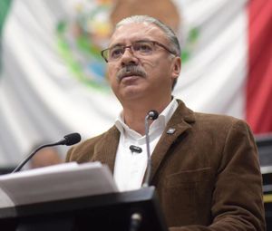 ¡DEFIENDEN A LOS PROFES! - POS’CLARO