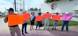 ¡DENUNCIAN CACERÍA! - *Plantón de choferes de Plataformas en el C5I