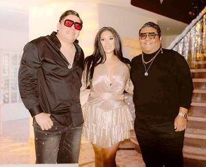 DENISSE ZURITA CELEBRA SU CUMPLEAÑOS