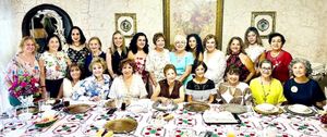 ¡PETRY DE TEJEDA CELEBRA SU CUMPLEAÑOS!