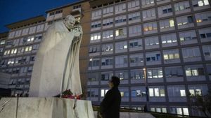 ¡DETECTAN AL PAPA LEÓN XIV CÁNCER PULMONAR!