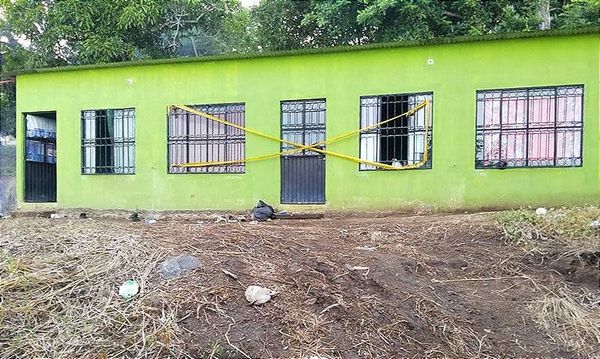 ¡ASEGURA EN UNA VIVIENDA 2 MOTOCICLETAS Y DROGA EN SAN ANDRÉS TUXTLA!