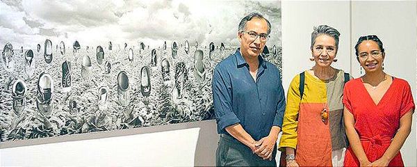 PRESENTAN EXPOSICIÓN “TERRA IGNOTA, ZAPATOS MIGRANTES” DE LOURDES ALMEIDA
