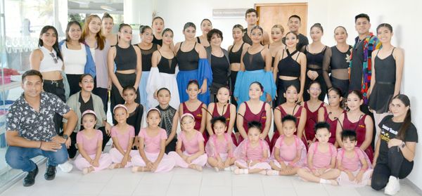 Presentan recital de danza en Verano