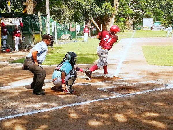 ¡LOS MEJORES 4 VAN POR EL TÍTULO EN VETERANOS SÚPER MASTERS!