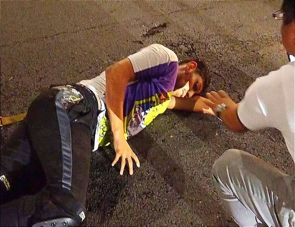 ¡CAMIÓN ARROLLA A TRES JÓVENES PATINADORES! -SOLO UNO SOBREVIVIÓ