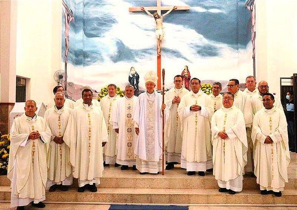 ¡REZAN POR LA PAZ! -En México y por la patria