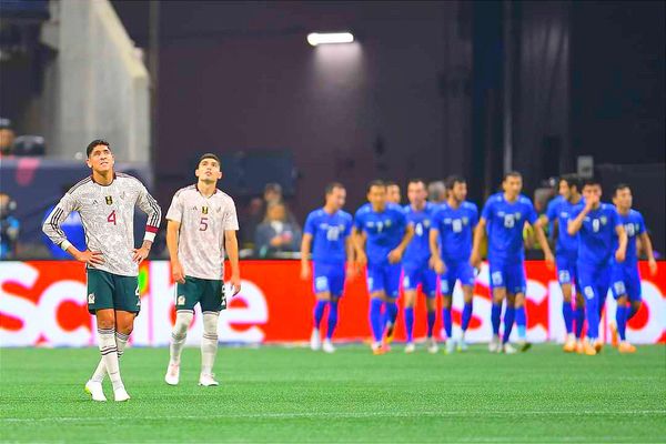 ¡SIGUEN SIN CONVENCER! -Empata a 3 con Uzbekistán en grave error de Memo Ochoa
