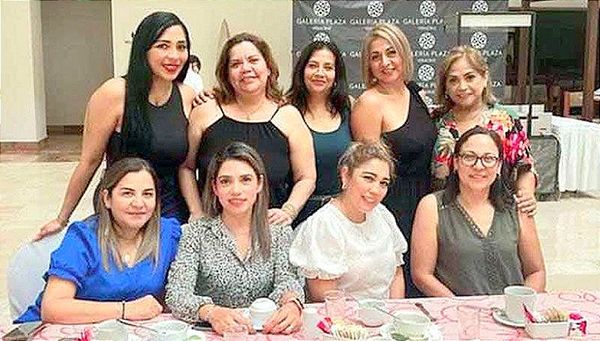 EN FRANCA CAMARADERÍA...