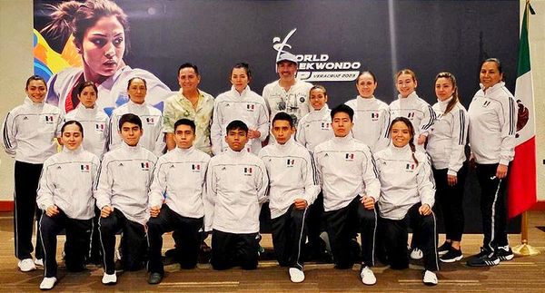 ¡ENTREGAN UNIFORMES A LA SELECCIÓN NACIONAL DE PARA TKD! -Ya Están en Veracruz