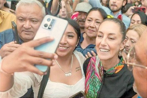 ¡PROMOTORES DE EBRARD CIERRAN FILAS CON CLAUDIA SHEINBAUM! -En Michoacán