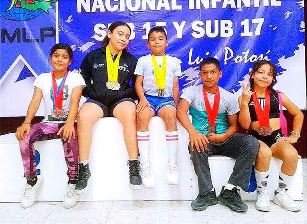 ¡DESTACAN PESISTAS DE TLALIXCOYAN! -Nacional Infantil -* Obtienen seis oros, una playa y ocho bronces