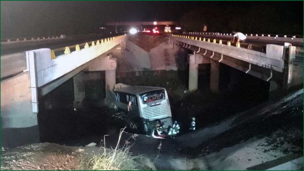 CARRETERAZO EN ACAYUCAN! sube a 12 los muertos y 56 lesionados