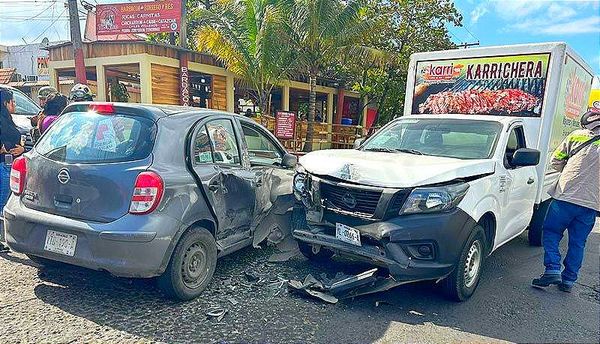 ¡LESIONADAS EN UN ENCONTRONAZO! -Chocan en Las Vegas
