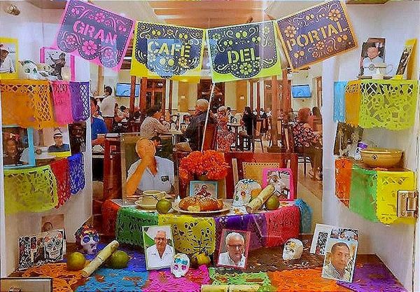 ¡ALTAR DE MUERTOS EN EL GRAN CAFÉ DEL PORTAL!