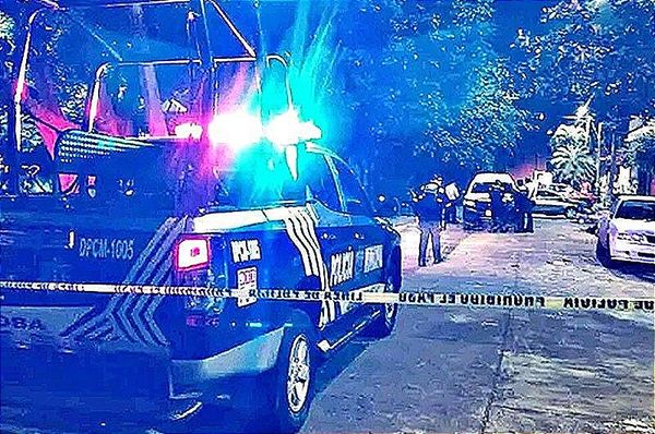 ¡ASESINADO A BALAZOS EN EL PARQUE! -en la Unidad Habitacional San Román de Córdoba