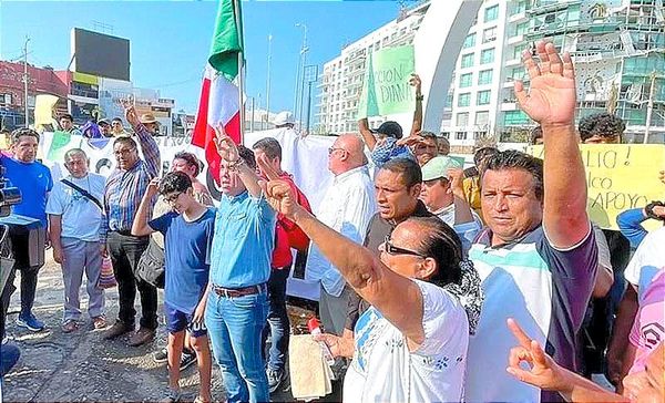 ¡SALEN DE ACAPULCO  A CDMX PARA EXIGIR RECURSOS POR 'OTIS'! -“Vamos a la Ciudad de México porque queremos ser escuchados, porque queremos que no se minimice la tragedia”