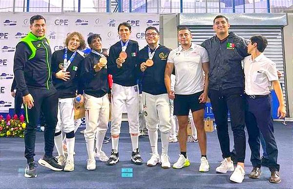 ¡ESPADACHÍN VERACRUZANO GANA MEDALLA MUNDIAL! -En el Salvador