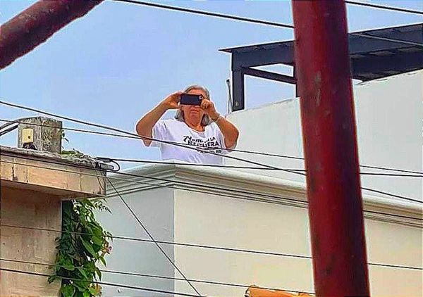 ¡LA VECINA LOS TRAE CORTITOS...! -“Ya es un Tema Personal, y un Acoso de Parte de la Señora Hacia Nuestros Clientes y Empleados”...Todo por no apoyar una Campaña Política, señala