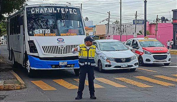 ¡30 OFICIALES DE TRÁNSITO EN OPERATIVO ESPECIAL EN VERACRUZ! -Los Ponen a Trabajar