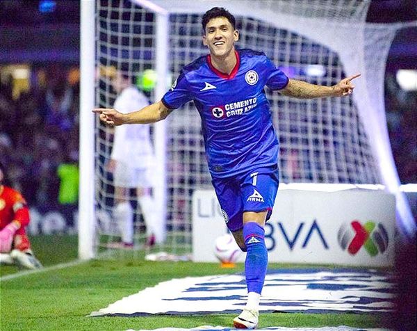 ¡CRUZ AZUL SIGUE DE PIE, VENCE A JUÁREZ! -*La Máquina llegó a 17 puntos y aún puede llegar a 23 unidades  para jugar Fase Final
