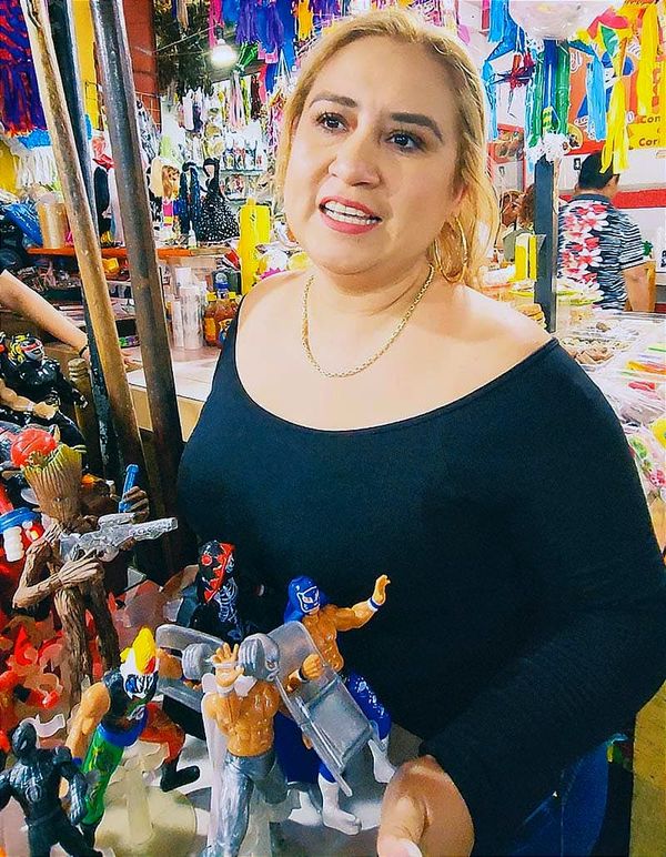 ¡CAMBIAN BALEROS POR MUÑECOS DE MODA!