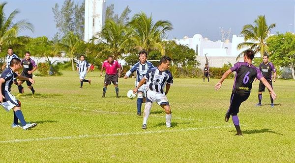 ESTE DOMINGO EN LA OROPEZA... ¡COLEGIADO MÉDICO Y COSMOS MÚSIC POR EL TÍTULO DE PRETEMPORADA!