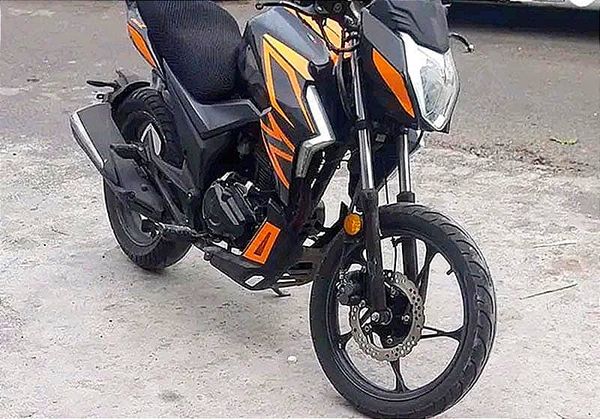 ¡“MADRUGAN” A VECINO Y SE LLEVAN SU MOTO! -En la Colonia Carranza