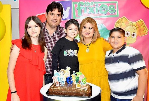 MARCELO CUMPLE 6 CON TODOS SUS AMIGOS!