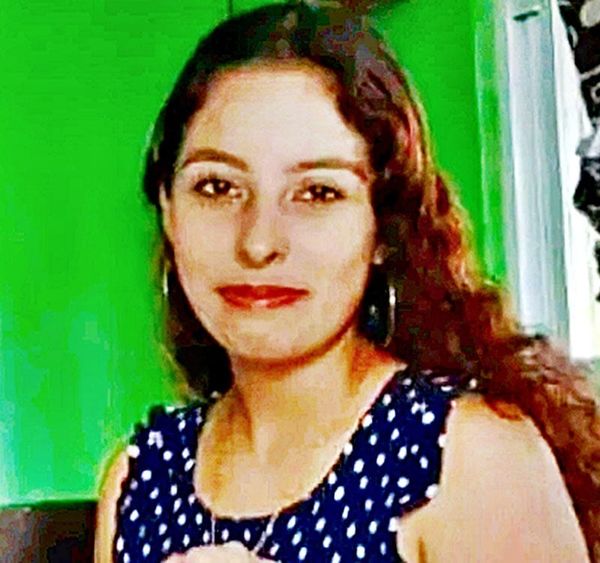 ¡ANGUSTIADA FAMILIA BUSCA A LUZ AURORA!