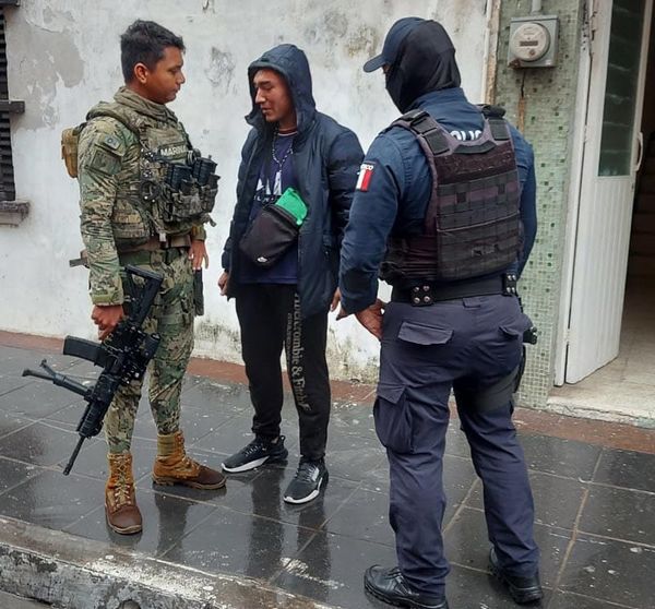 ¡DETIENEN A PIRÓMANO POR PROVOCAR INCENDIO JUNTO A LA CATEDRAL!