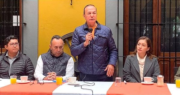 ¡QUE NO LO HA DECIDIDO! -*DICE ESTA ENFOCADO EN EL PROYECTO INOCENCIA...