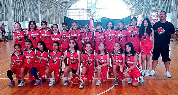 EN LA LIGA FEDERATIVA...