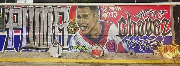 ¡LA OPINIÓN DE “CHAVERO”! | Consternación y exaltación por la partida del “ #13” PUMITA  CHÁVEZ - Representativo de muchos y que eclosiona de una pasión llamada fútbol.