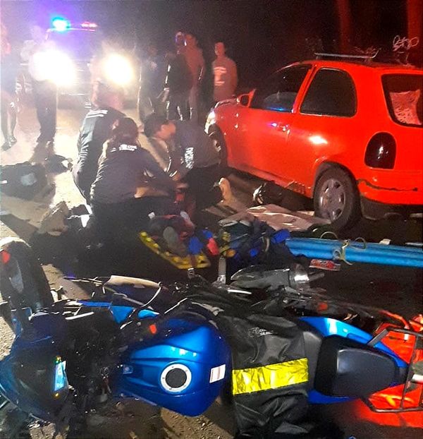 ¡HACEN CHUZA! -  |“JINETE DE ACERO” Y AUTOMOVILÍSTA!