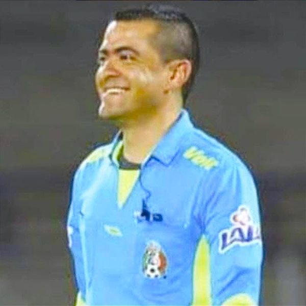¡ARBITRO DE PRIMERA EN LA FINAL! -*Miguel Angel Ayala será el central en el duelo Coyotes La Perla ante Toros Veracruz