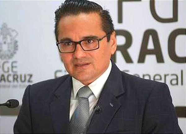 ¡WINCKLER PIERDE AMPARO! -*Intentaba evitar que le abran su correspondencia  *Sólo puede enviar dos cartas a su familia y a sobre abierto