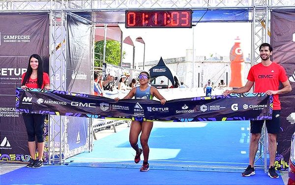 ¡GANA PAOLA ZÁRATE EL TRIATLÓN DE CAMPECHE! -*La Veracruzana La Triunfadora Absoluta