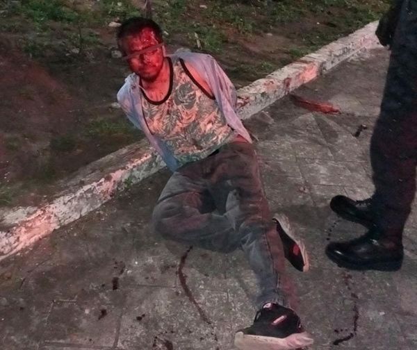 LOS VECINOS AL ESCUCHAR LOS GRITOS... ¡LE DAN GOLPIZA POR ANDAR DE VIOLENTO CON LA MUJER Y LAS HIJAS!