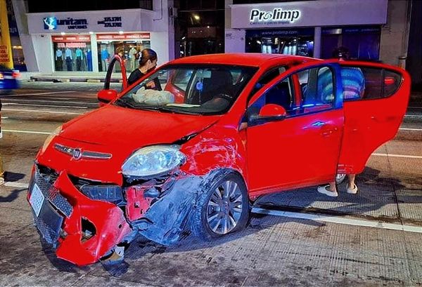¡CARAMBOLA EN RUIZ CORTINES! - UN DÍA ANTES UN PALMERAZO EN EL MISMO LUGAR