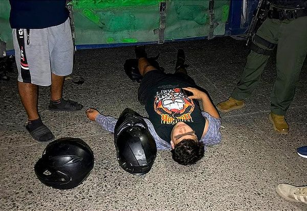 ¡SE LO LLEVA UNA NODRIZA! - UNA VUELTA EN RAFAEL CUERVO