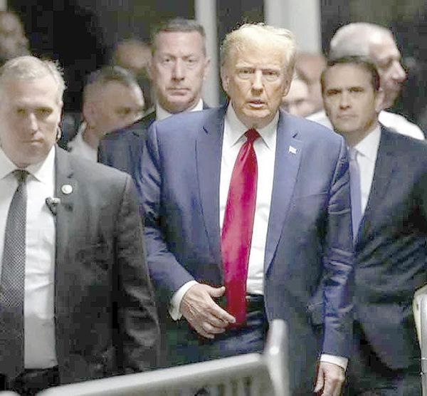 RECHAZAN QUITAR CARGOS CONTRA TRUMP POR DOCUMENTOS SECRETOS!