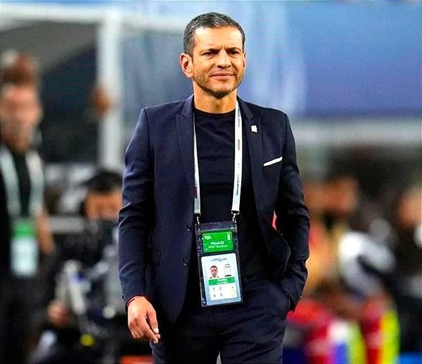 ¡FIRME JAIME LOZANO EN EL TRICOLOR!