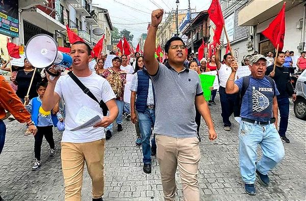 ¡ANTORCHISTAS VS GOBIERNO DE CUI!