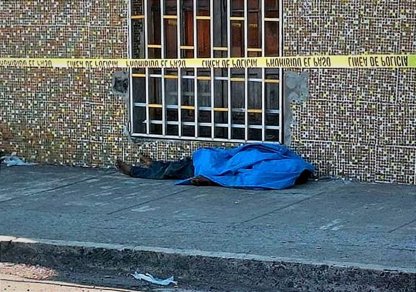 ¡OTRO HOMBRE FUE ENCONTRADO SIN VIDA! - *VECINOS LO REPORTARON EN LA AVENIDA GENERAL PRIM Y PASO Y TRONCOSO